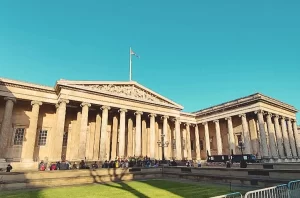 an image of the British Museum in London